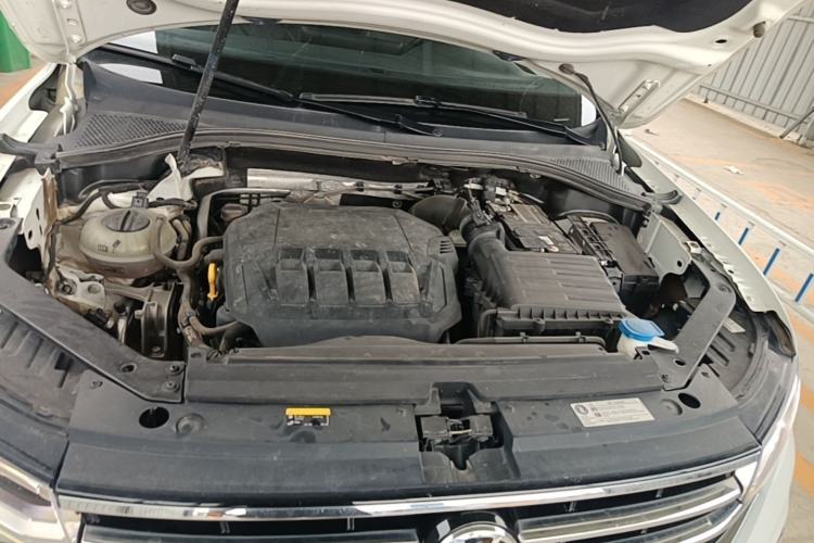 Used Volkswagen Tiguan L 2023 330TSI Automatic Two-Wheel Drive Smart Edition Engine Bay