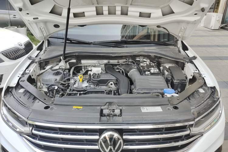 Used Volkswagen Tiguan L 2023 300TSI Automatic Two-Wheel Drive Smart Edition Engine Bay