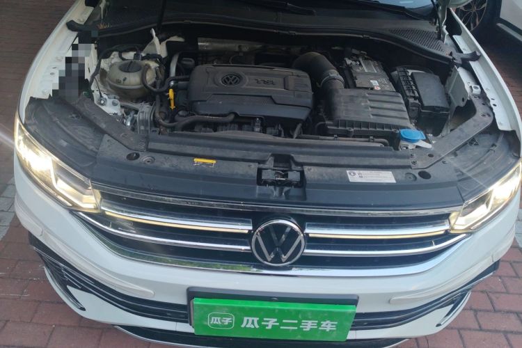 Used Volkswagen Tiguan L 2023 380TSI Automatic All-Wheel Drive R-Line Flagship 7-Seater Engine Bay