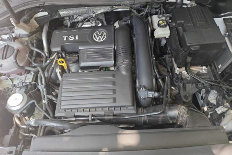 Used Volkswagen Tiguan L 2023 280TSI Automatic Two-Wheel Drive Trendy Innovation Limited Edition Engine Bay