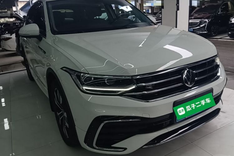Used Volkswagen Tiguan L 2023 Restyled 330TSI Automatic Two-Wheel Drive R-Line Enhanced Comfort Version Exterior 1