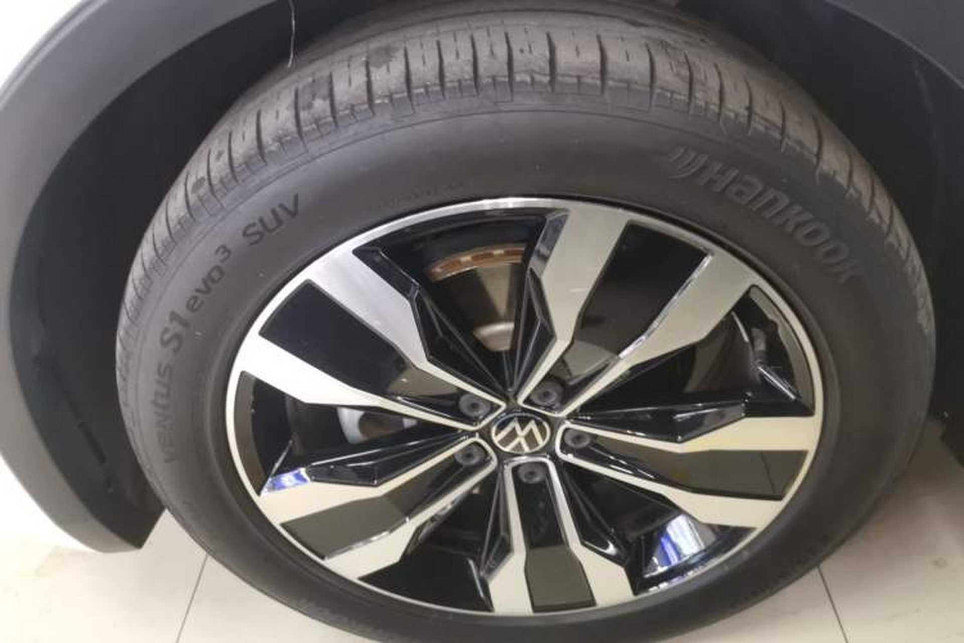 Used Volkswagen Tiguan L 2023 330TSI Automatic Two-Wheel Drive R-Line Enjoyment Edition Exterior 1