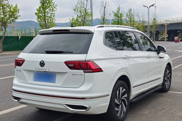 Used Volkswagen Tiguan L 2023 300TSI Automatic Two-Wheel Drive Smart Edition Exterior 1