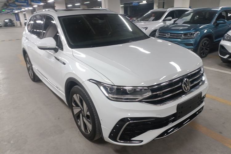 Used Volkswagen Tiguan L 2023 Restyled 330TSI Automatic Two-Wheel Drive R-Line Enhanced Comfort Version Exterior 1