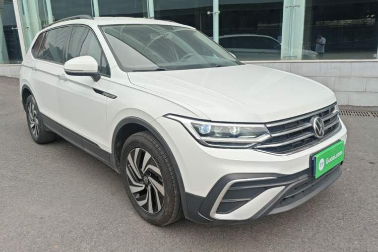 Used Volkswagen Tiguan L 2023 330TSI Automatic Two-Wheel Drive Comfort Edition Exterior 1