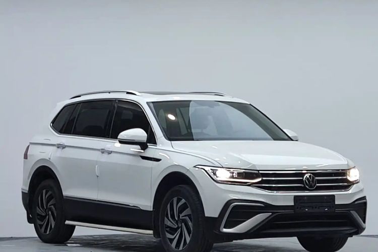 Used Volkswagen Tiguan L 2023 280TSI Automatic Two-Wheel Drive Trendy Innovation Limited Edition Exterior 1