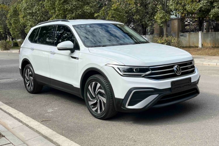 Used Volkswagen Tiguan L 2023 330TSI Automatic Two-Wheel Drive Comfort Edition Exterior 11
