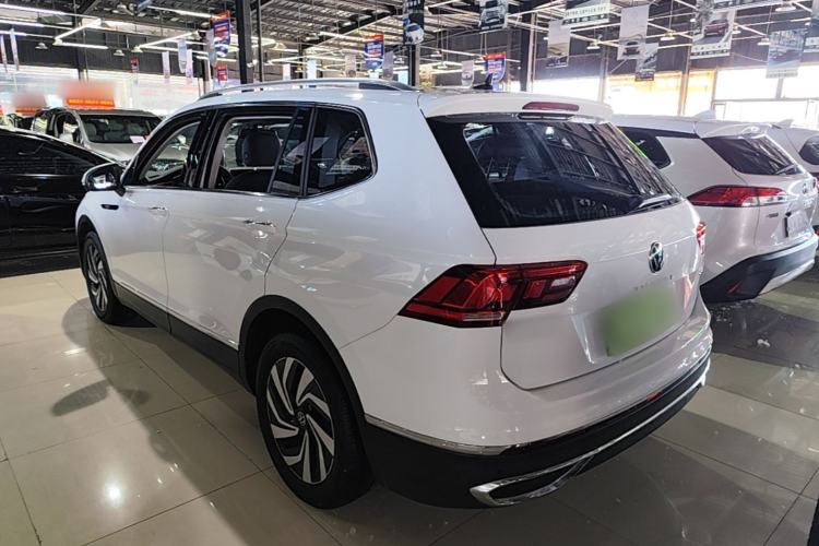 Used Volkswagen Tiguan L 2023 300TSI Automatic Two-Wheel Drive Smart Edition Exterior 2
