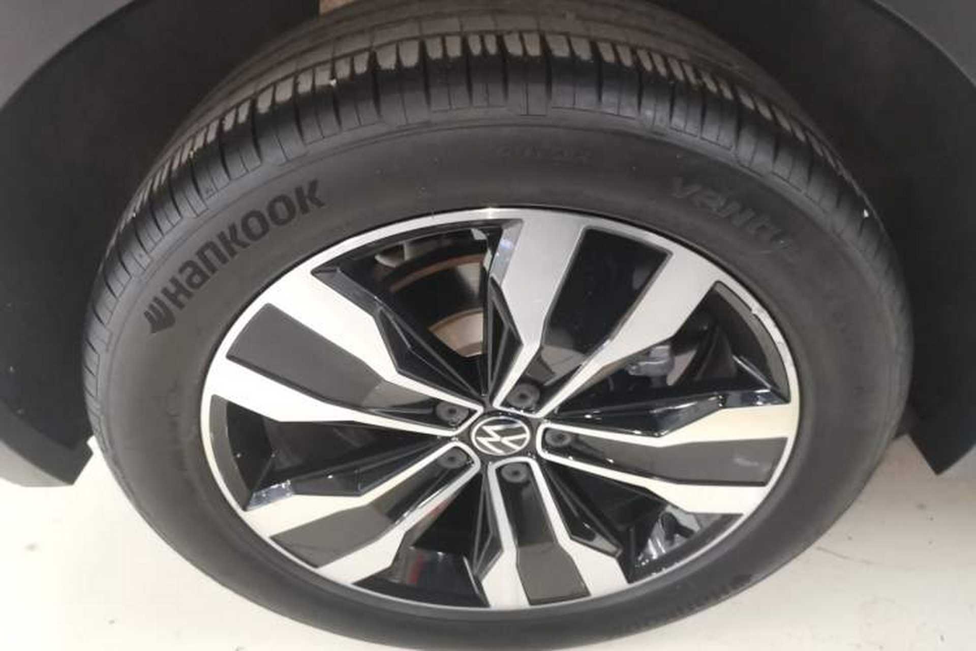 Used Volkswagen Tiguan L 2023 330TSI Automatic Two-Wheel Drive R-Line Enjoyment Edition Exterior 2