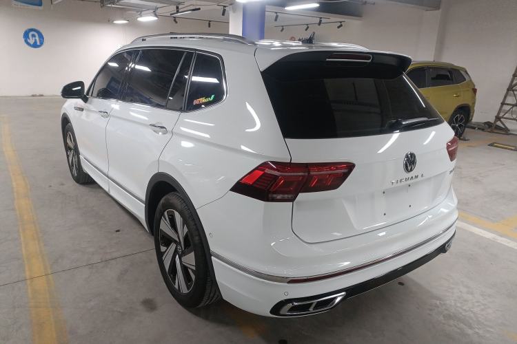 Used Volkswagen Tiguan L 2023 Restyled 330TSI Automatic Two-Wheel Drive R-Line Enhanced Comfort Version Exterior 2