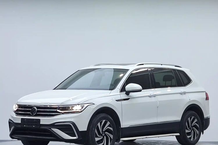 Used Volkswagen Tiguan L 2023 280TSI Automatic Two-Wheel Drive Trendy Innovation Limited Edition Exterior 2