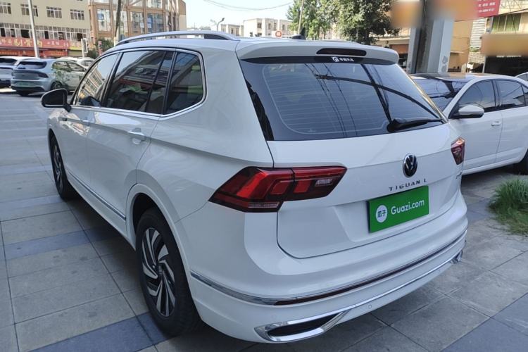 Used Volkswagen Tiguan L 2023 300TSI Automatic Two-Wheel Drive Smart Edition Exterior 2