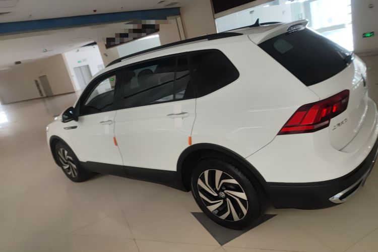 Used Volkswagen Tiguan L 2023 330TSI Automatic Two-Wheel Drive Comfort Edition Exterior 3