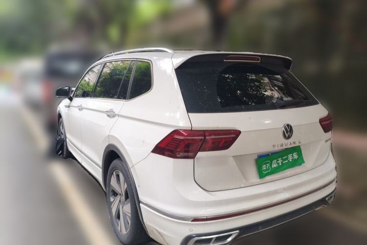 Used Volkswagen Tiguan L 2023 Restyled 330TSI Automatic Two-Wheel Drive R-Line Enhanced Comfort Version Exterior 3