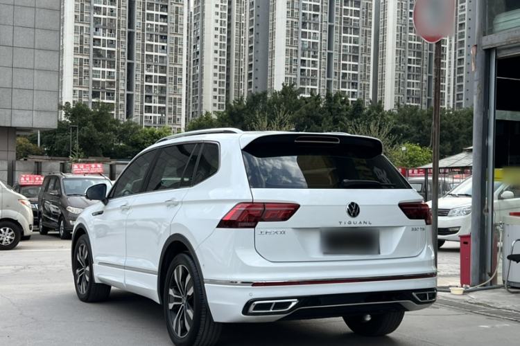 Used Volkswagen Tiguan L 2023 Restyled 330TSI Automatic Two-Wheel Drive R-Line Enhanced Comfort Version Exterior 3
