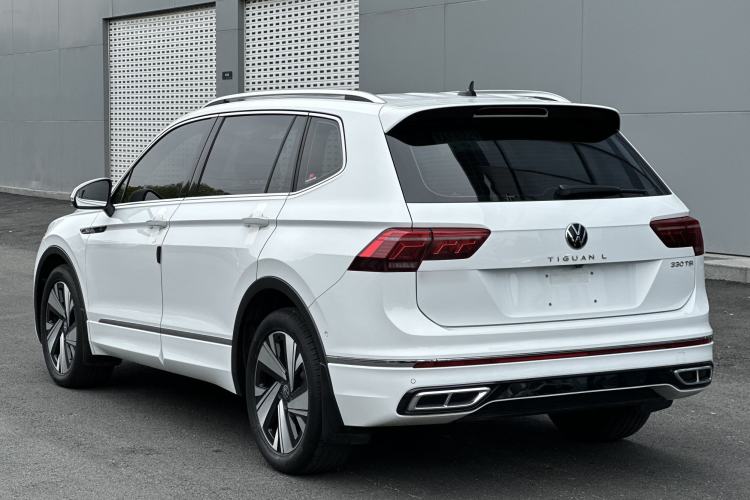 Used Volkswagen Tiguan L 2023 Restyled 330TSI Automatic Two-Wheel Drive R-Line Enhanced Comfort Version Exterior 3