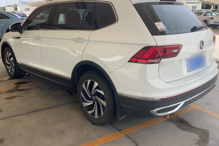 Used Volkswagen Tiguan L 2023 330TSI Automatic Two-Wheel Drive Smart Edition Exterior 5