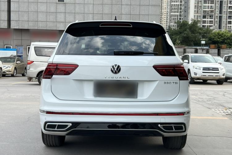 Used Volkswagen Tiguan L 2023 Restyled 330TSI Automatic Two-Wheel Drive R-Line Enhanced Comfort Version Exterior 5