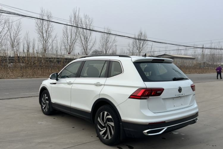 Used Volkswagen Tiguan L 2023 330TSI Automatic Two-Wheel Drive Comfort Edition Exterior 5