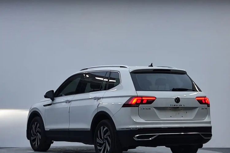 Used Volkswagen Tiguan L 2023 280TSI Automatic Two-Wheel Drive Trendy Innovation Limited Edition Exterior 6