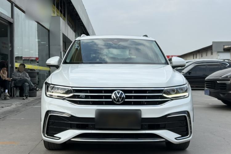 Used Volkswagen Tiguan L 2023 Restyled 330TSI Automatic Two-Wheel Drive R-Line Enhanced Comfort Version Exterior 6