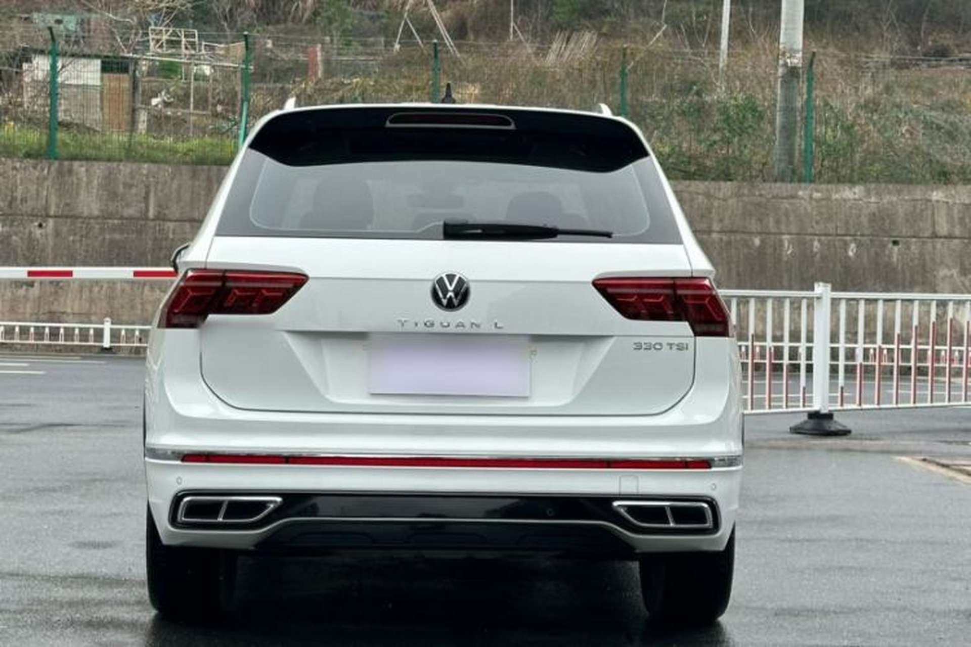 Used Volkswagen Tiguan L 2023 330TSI Automatic Two-Wheel Drive R-Line Enjoyment Edition Exterior 7