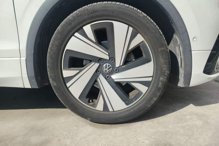 Used Volkswagen Tiguan L 2023 330TSI Automatic Two-Wheel Drive R-Line Enjoyment Edition Exterior 7