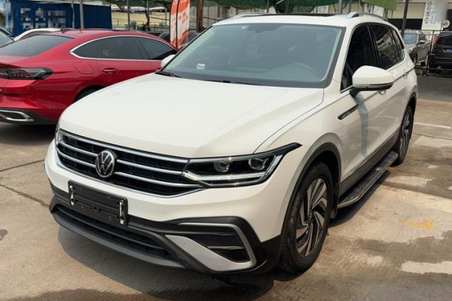 Ojetý Volkswagen Tiguan L 2023 280TSI Automatic Two-Wheel Drive Trendy Innovation Limited Edition