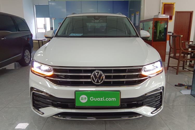 Used Volkswagen Tiguan L 2023 330TSI Automatic Two-Wheel Drive R-Line Enjoyment Edition Front