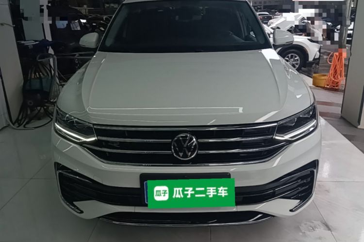 Used Volkswagen Tiguan L 2023 Restyled 330TSI Automatic Two-Wheel Drive R-Line Enhanced Comfort Version Front
