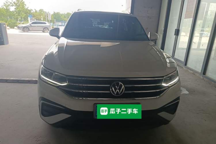 Used Volkswagen Tiguan L 2023 Revised Version 330TSI Automatic Two-Wheel Drive Smart Enjoyment Edition Front