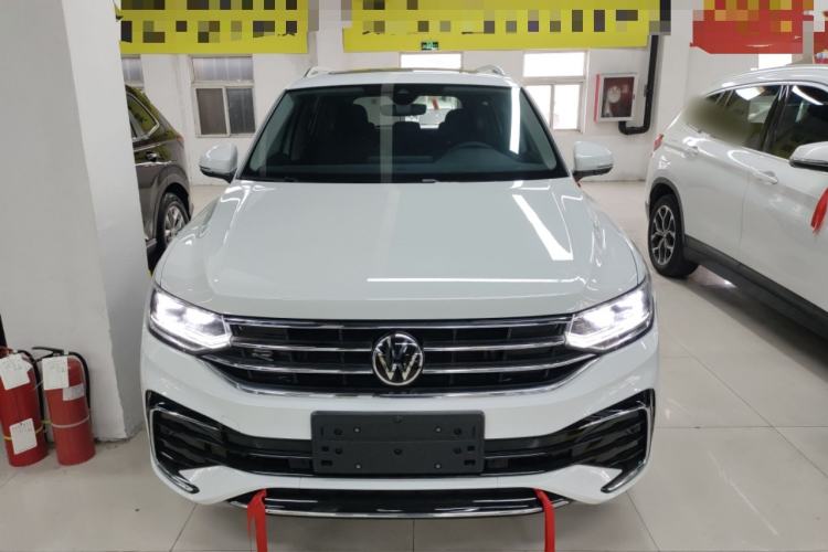 Used Volkswagen Tiguan L 2023 330TSI Automatic Two-Wheel Drive R-Line Enjoyment Edition Front