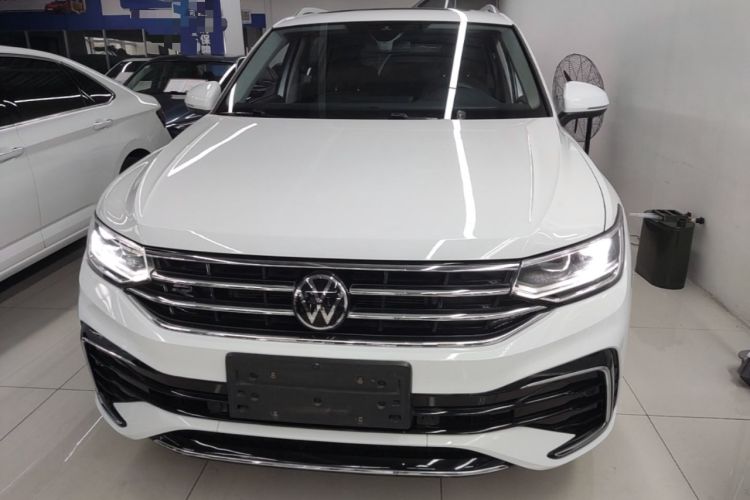 Used Volkswagen Tiguan L 2023 330TSI Automatic Two-Wheel Drive R-Line Enjoyment Edition Front