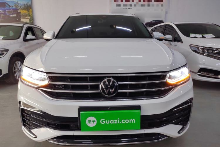 Used Volkswagen Tiguan L 2023 Restyled 330TSI Automatic Two-Wheel Drive R-Line Enhanced Comfort Version Front
