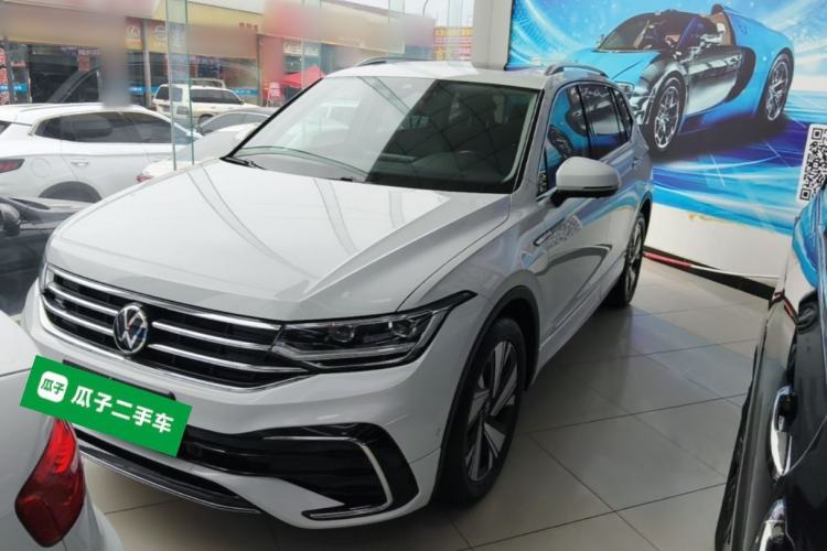 Used Volkswagen Tiguan L 2023 Restyled 330TSI Automatic Two-Wheel Drive R-Line Enhanced Comfort Version Front