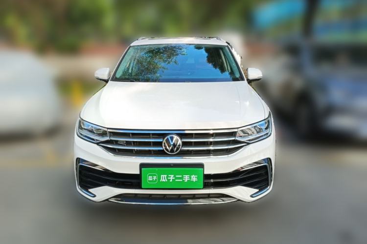 Used Volkswagen Tiguan L 2023 Restyled 330TSI Automatic Two-Wheel Drive R-Line Enhanced Comfort Version Front