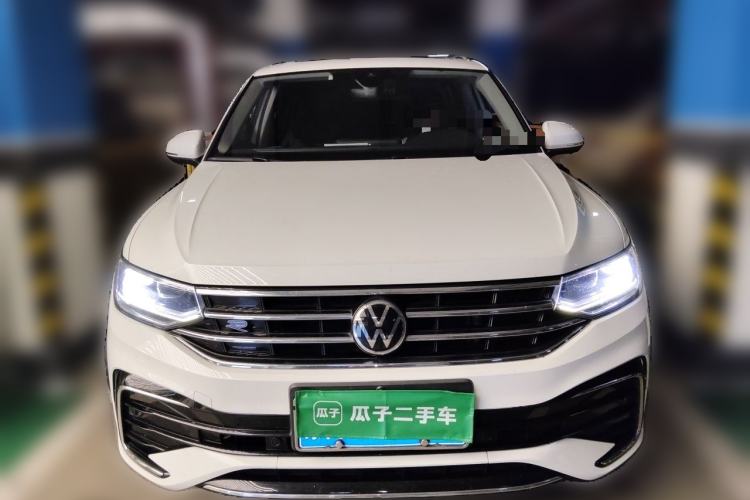 Used Volkswagen Tiguan L 2023 330TSI Automatic Two-Wheel Drive R-Line Enjoyment Edition Front