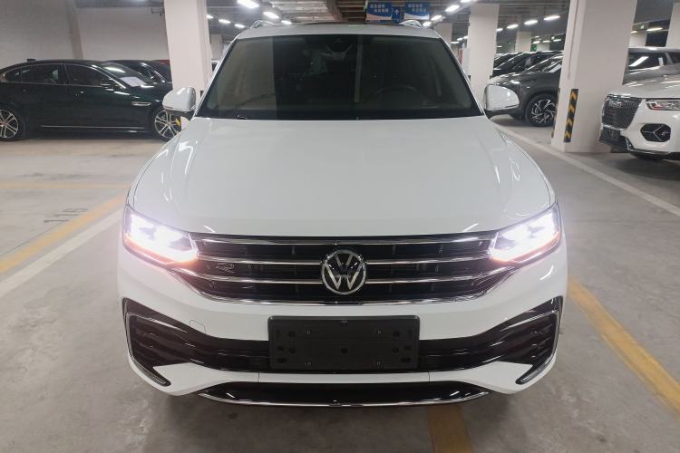 Used Volkswagen Tiguan L 2023 Restyled 330TSI Automatic Two-Wheel Drive R-Line Enhanced Comfort Version Front