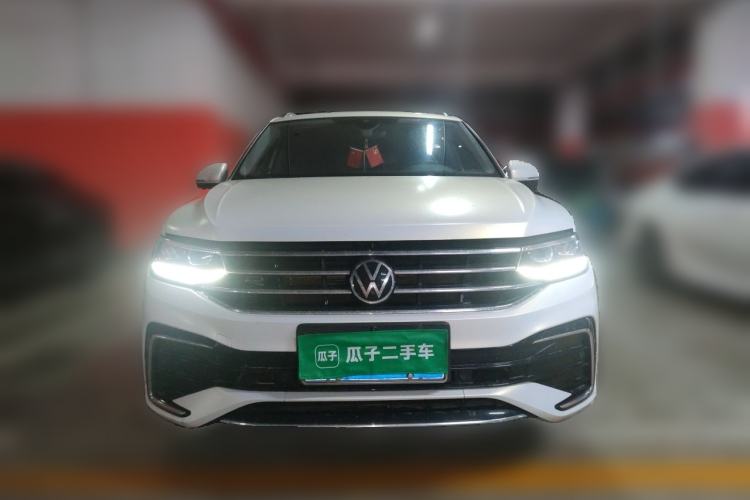 Used Volkswagen Tiguan L 2023 380TSI Automatic All-Wheel Drive R-Line Enhanced 7-Seater Front