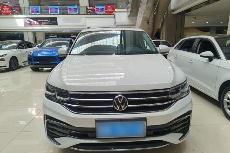 Used Volkswagen Tiguan L 2023 330TSI Automatic Two-Wheel Drive R-Line Flagship Edition Front