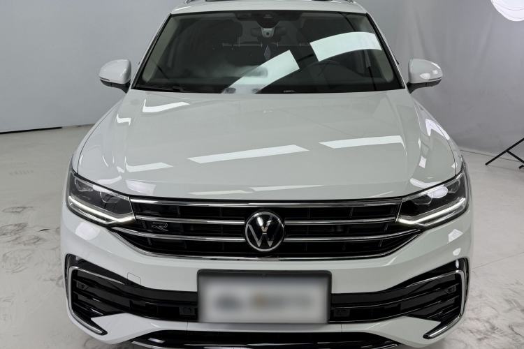 Used Volkswagen Tiguan L 2023 Restyled 330TSI Automatic Two-Wheel Drive R-Line Enhanced Comfort Version Front