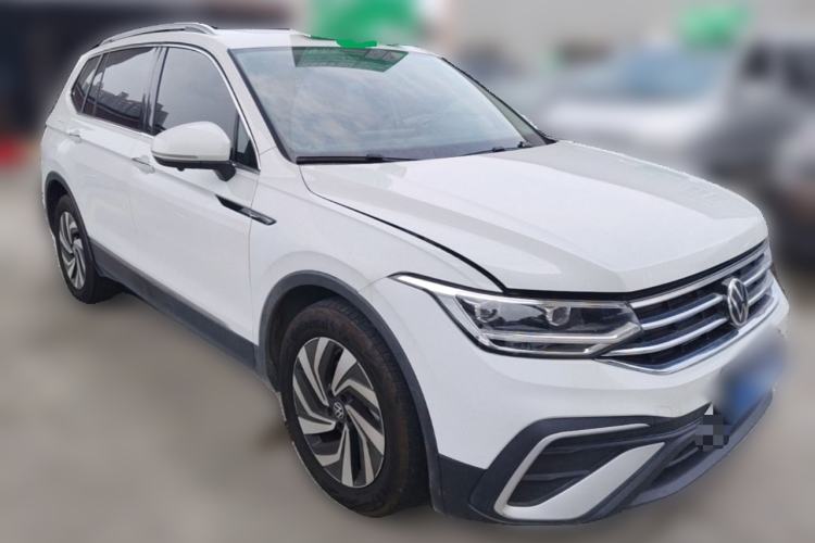 Used Volkswagen Tiguan L 2023 300TSI Automatic Two-Wheel Drive Smart Edition Front Right 45 Deg