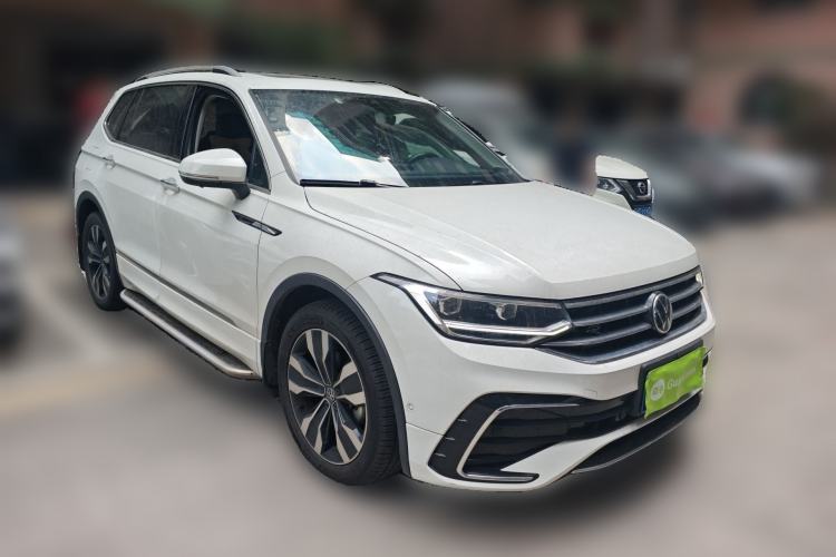 Used Volkswagen Tiguan L 2023 330TSI Automatic Two-Wheel Drive R-Line Enjoyment Edition Front Right 45 Deg