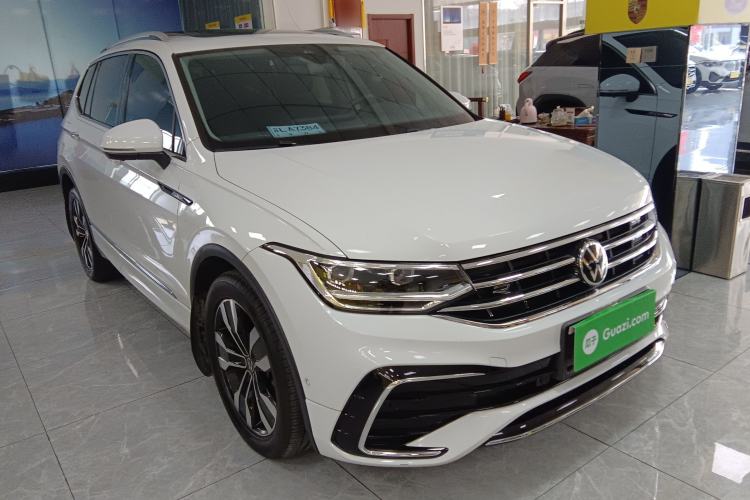 Used Volkswagen Tiguan L 2023 330TSI Automatic Two-Wheel Drive R-Line Enjoyment Edition Front Right 45 Deg