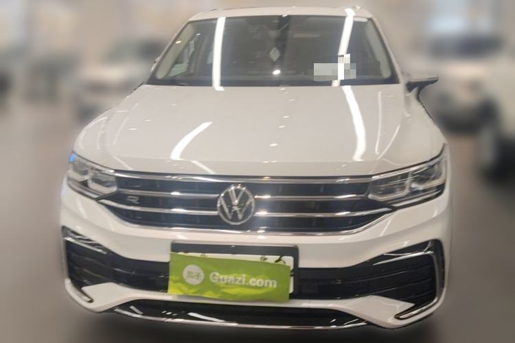 Used Volkswagen Tiguan L 2023 Facelift 380TSI Automatic All-Wheel Drive R-Line Flagship 7-Seater Front