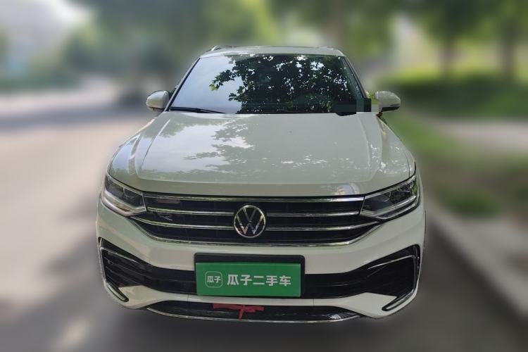 Used Volkswagen Tiguan L 2023 Restyled 330TSI Automatic Two-Wheel Drive R-Line Enhanced Comfort Version Front