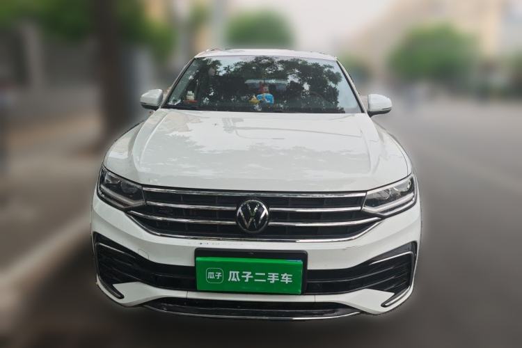 Used Volkswagen Tiguan L 2023 330TSI Automatic Two-Wheel Drive R-Line Enjoyment Edition Front