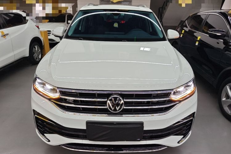 Used Volkswagen Tiguan L 2023 330TSI Automatic Two-Wheel Drive R-Line Enjoyment Edition Front