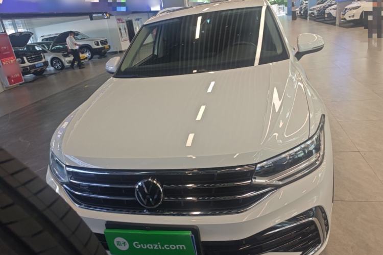 Used Volkswagen Tiguan L 2023 330TSI Automatic Two-Wheel Drive R-Line Enjoyment Edition Front