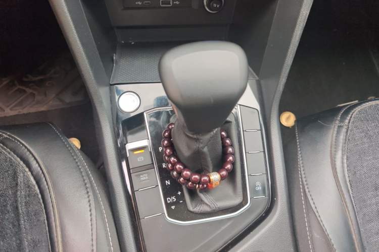 Used Volkswagen Tiguan L 2023 330TSI Automatic Two-Wheel Drive Smart Edition Gear Lever